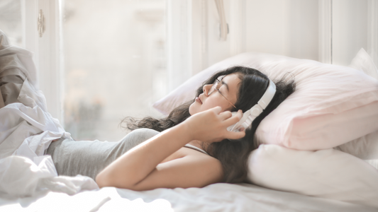How To Cool Bed Sheets During the Summer