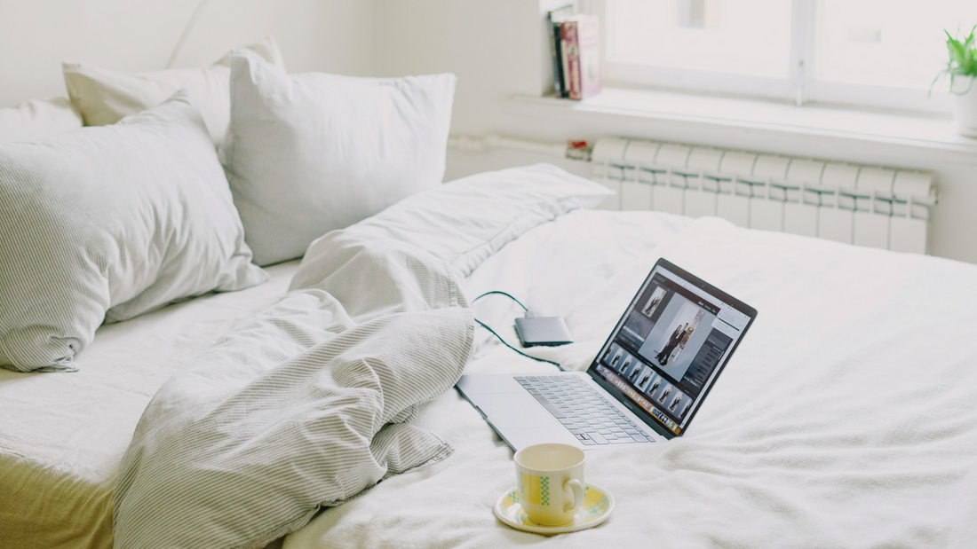 The Ultimate College Dorm Must-Have: the 4-Piece Sheet Set