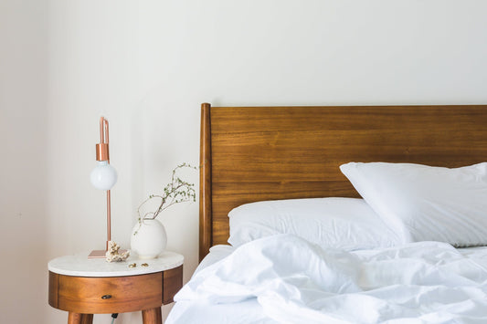 How to EASILY Fold a Fitted Sheet