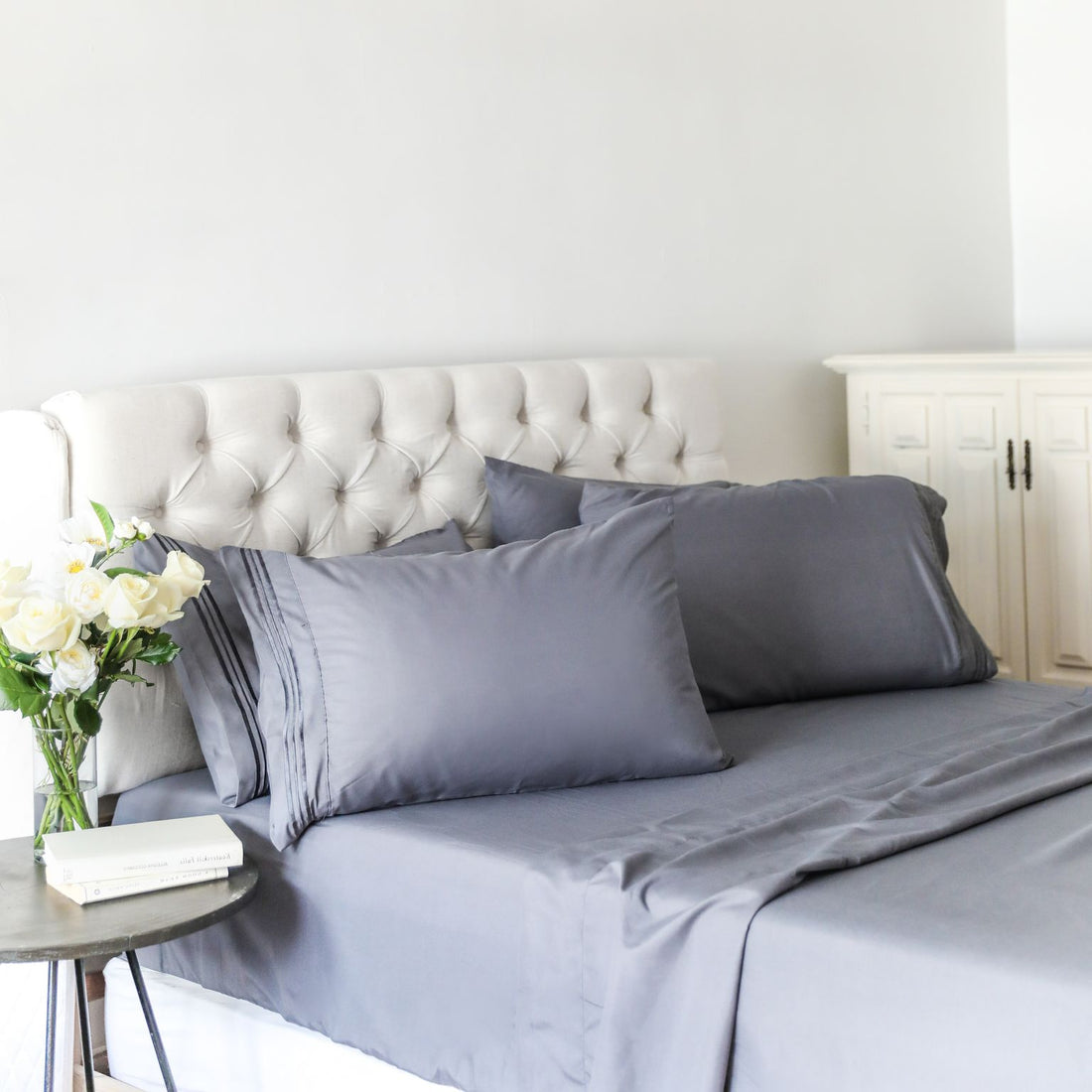 Mix and Match: How to Coordinate Your Bed Sheets with Your Bedding and Decor